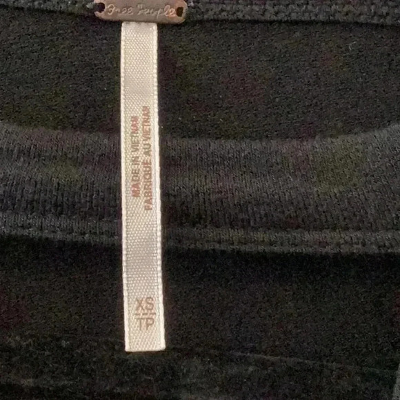 Free People Just a Twist Top SIZE XS Black - Picture 3 of 6